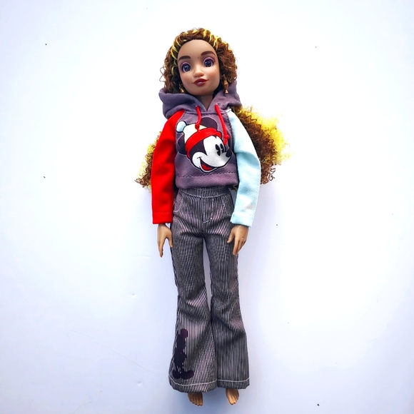 Disney Ily 4Ever Doll and Accessory Pack - Picture 4 of 9